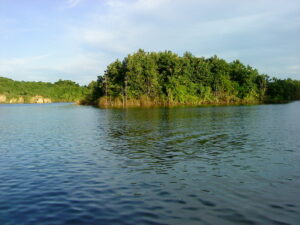 মহামায়া লেক