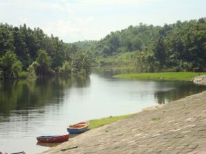 মহামায়া লেক