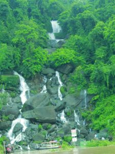 সংগ্রামপুঞ্জি জলপ্রপাত